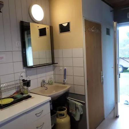 Studio-appartement à Proximité D'une Maison De Maître De 1904