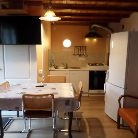 Studio-appartement à Proximité D'une Maison De Maître De 1904 * Haguenau